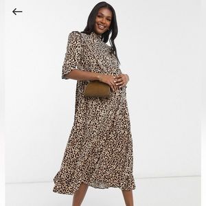 New Look Maternity drill detail midi dress in animal print Size 10